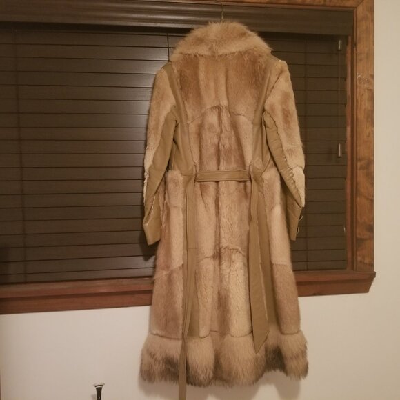 Real Mink + Coyote + Leather Fur Coat - Picture 7 of 7